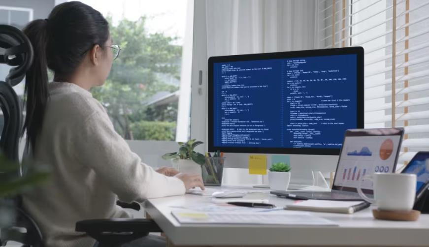 积石山企业数字化解决方案：机器学习赋能商业模式升级的核心路径